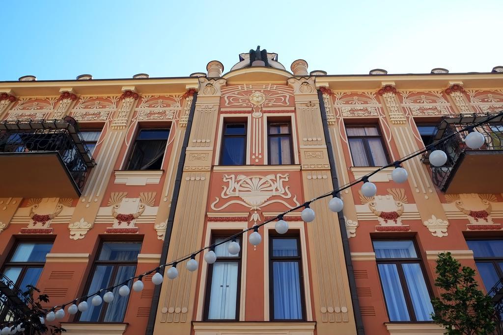 Charming 2Br Apartment In Old Tbilisi - By Wehost Exterior photo